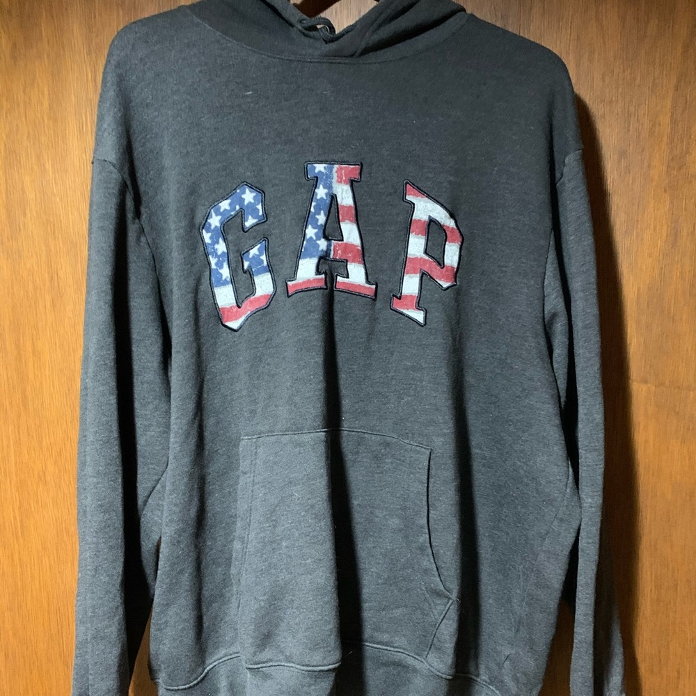 Men’s XXL GAP hoodie with American print letters